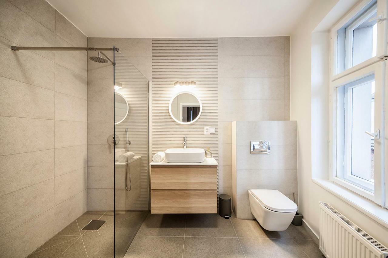 Apartamenty Torunskie Pod Krzywa Wieza Esterno foto