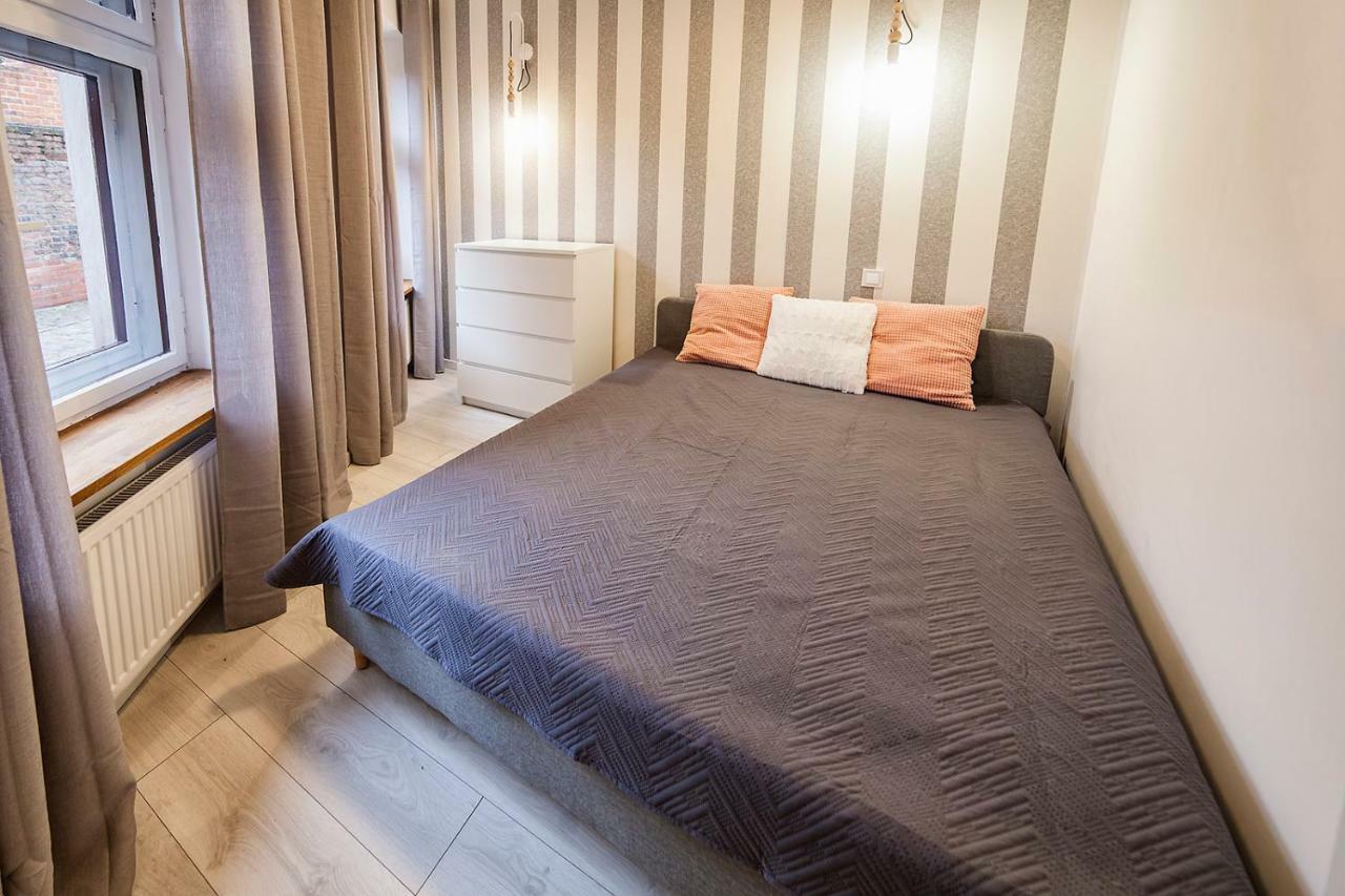 Apartamenty Torunskie Pod Krzywa Wieza Esterno foto